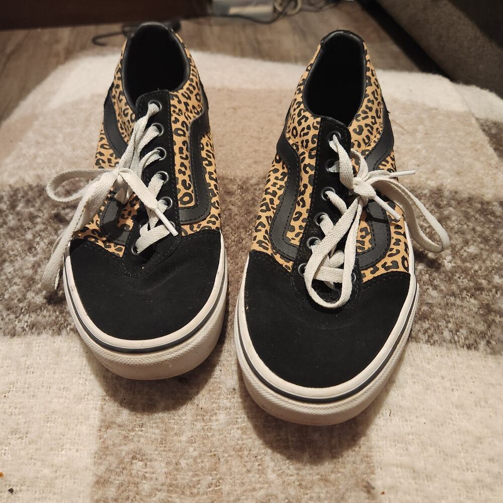Vans Womens Leopard 8
